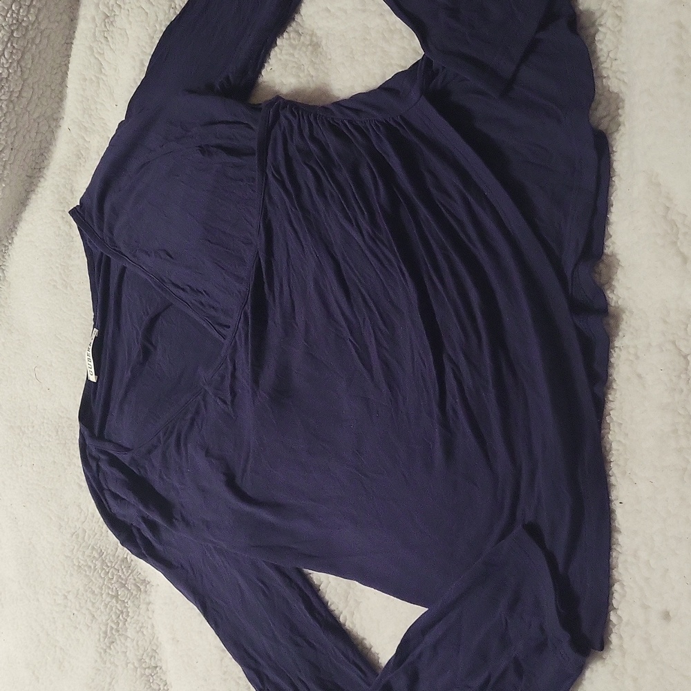 Womens XL v cut layered blouse